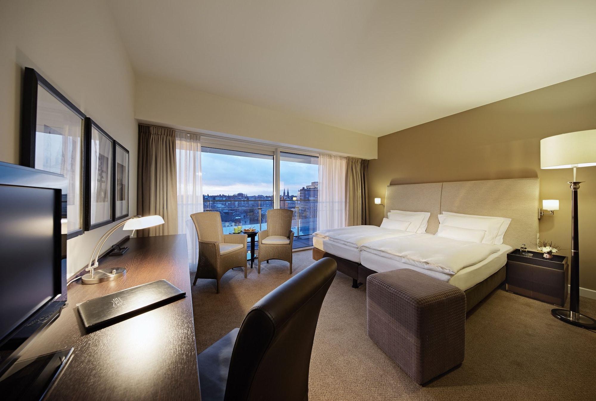 Lindner Hotel Antwerp, Part Of Jdv By Hyatt Kültér fotó